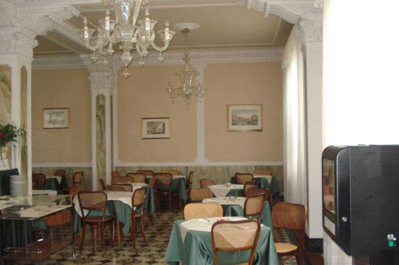 Hotel Byron Lido di Venezia Exterior foto